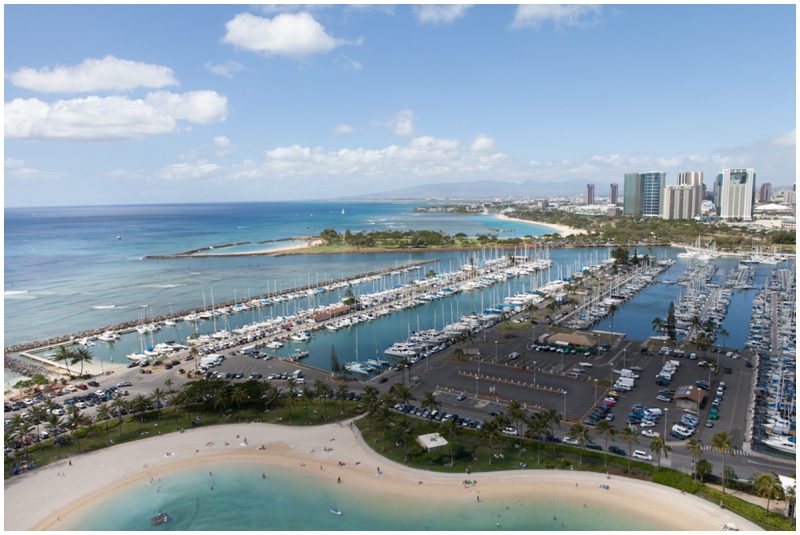 wisconsin hawaii destination wedding photog at hilton 