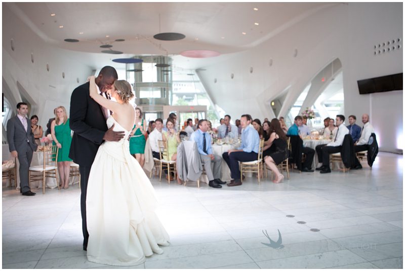 milwaukee art museum wedding photographer_286