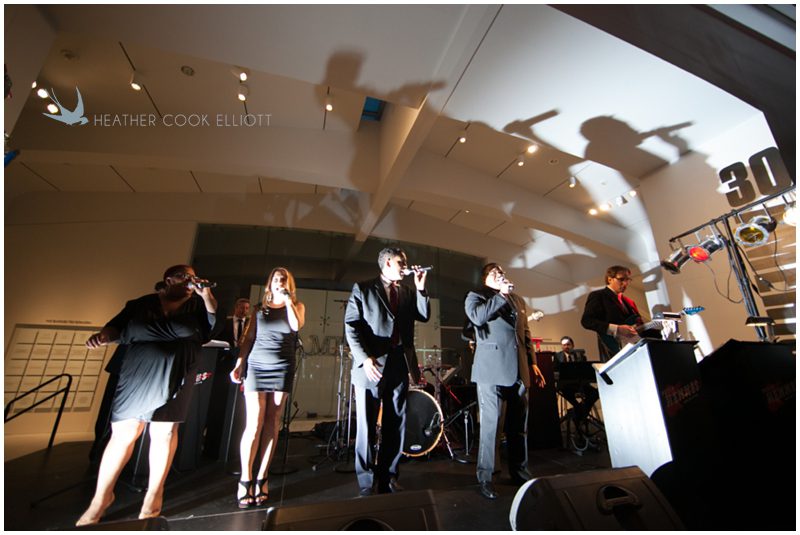 milwaukee art museum wedding photographer_301