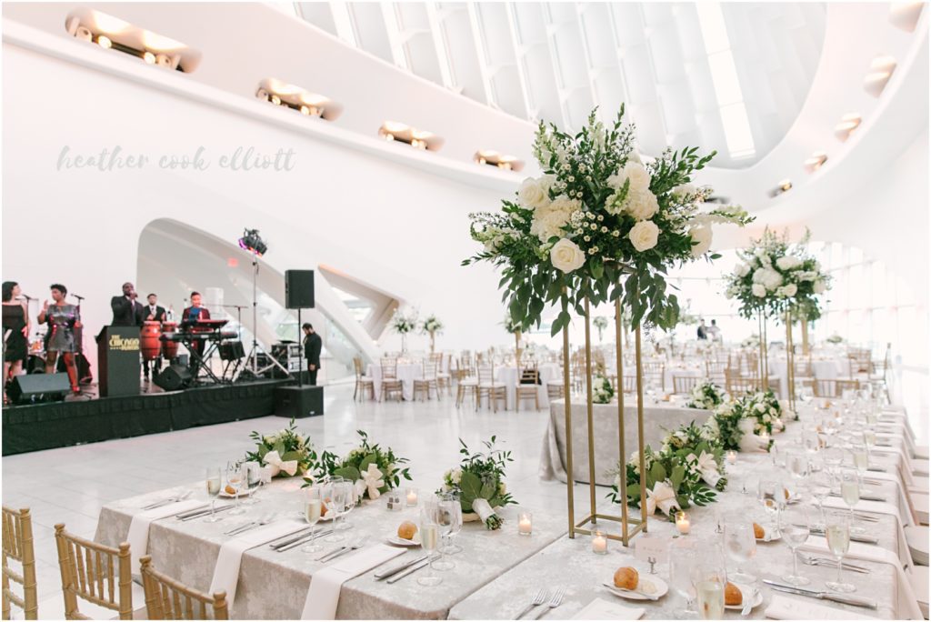 milwaukee art museum modern wedding by the lake