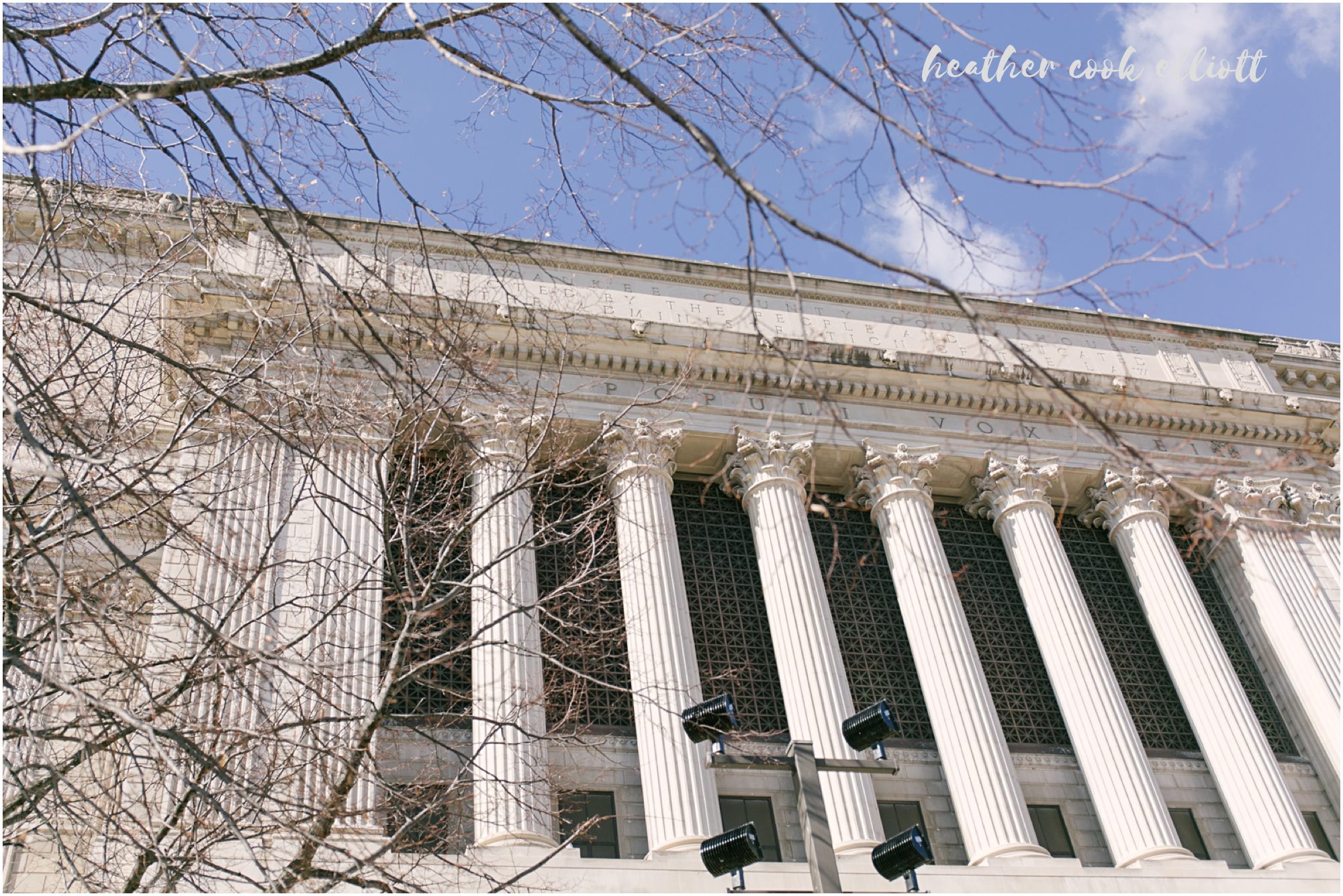 modern Milwaukee courthouse wedding black and white