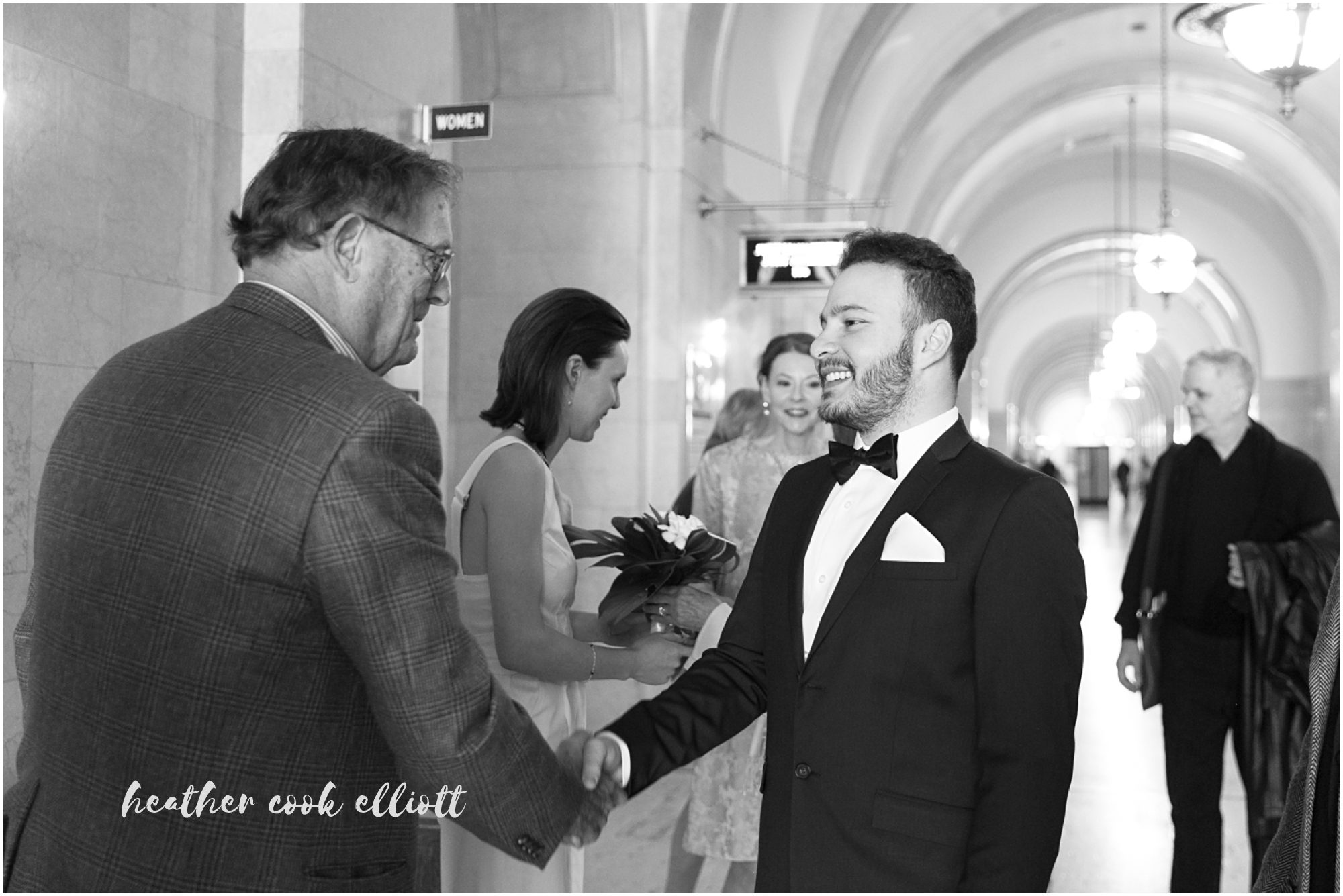 modern Milwaukee courthouse wedding black and white