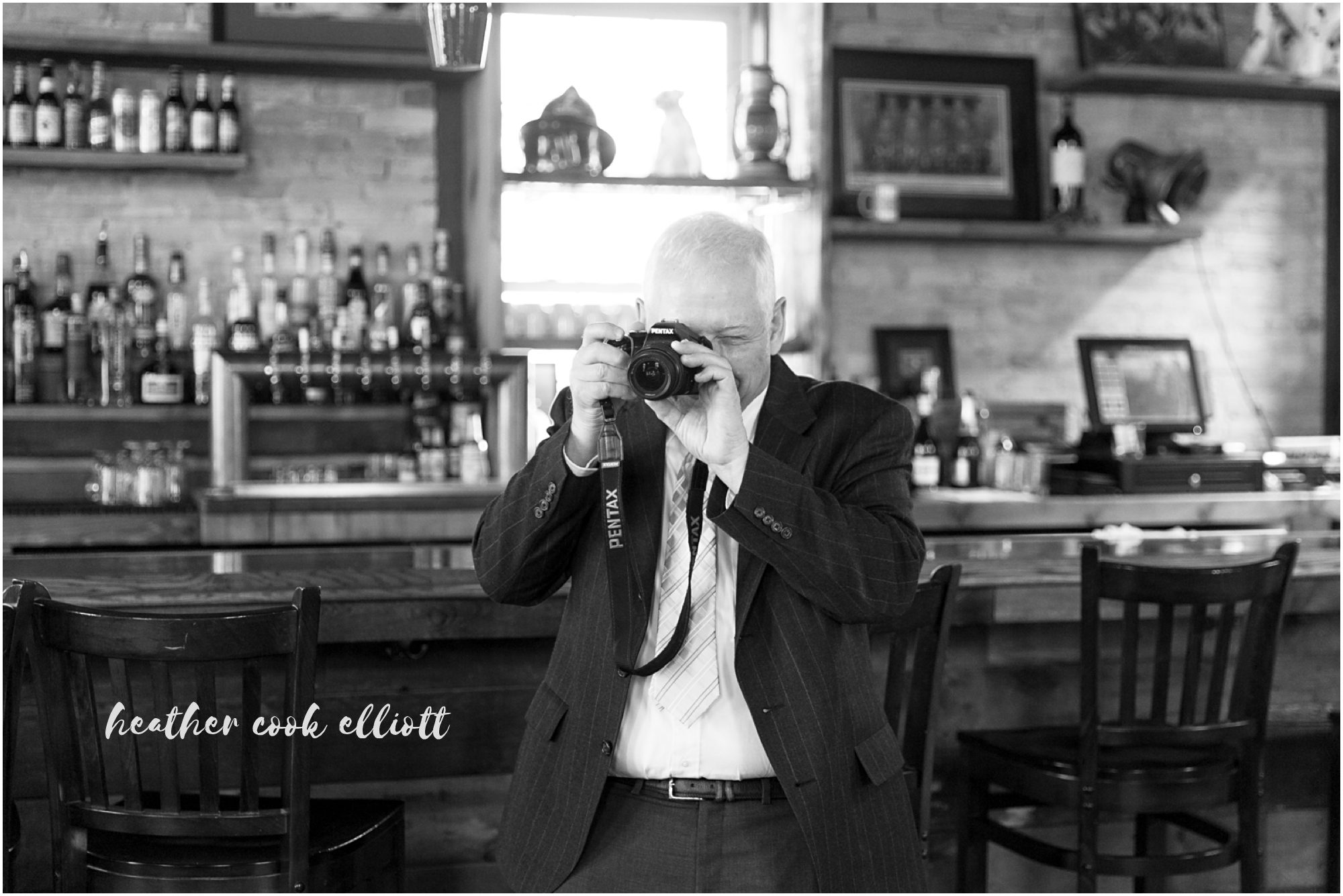 modern milwaukee brunch wedding at engine co. 3 