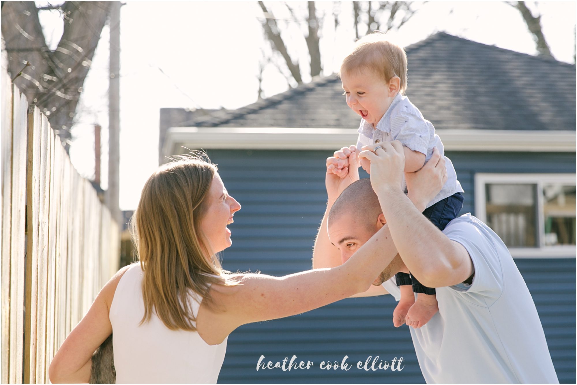 chicago natural light family photos with dog