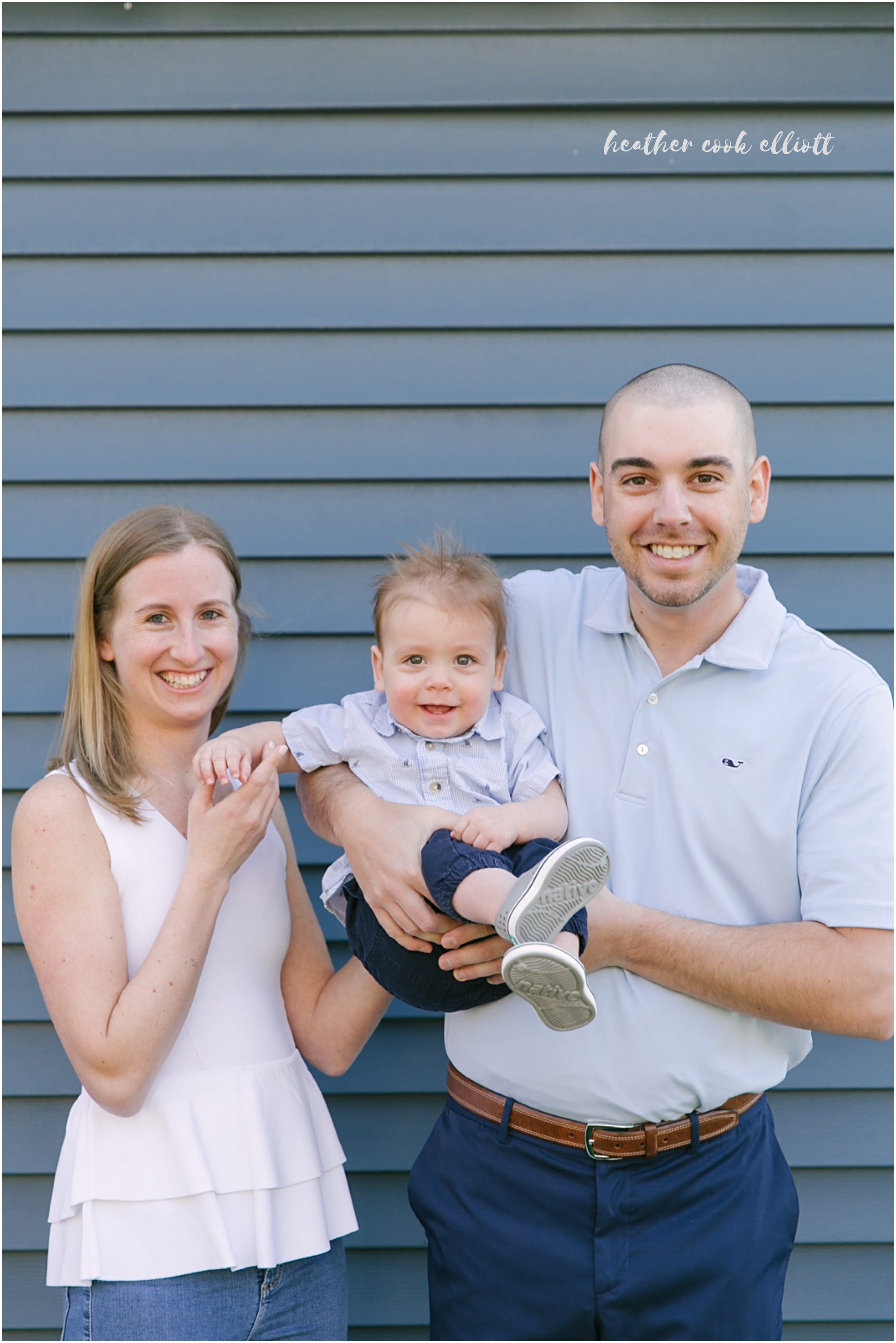 chicago natural light family photos with dog