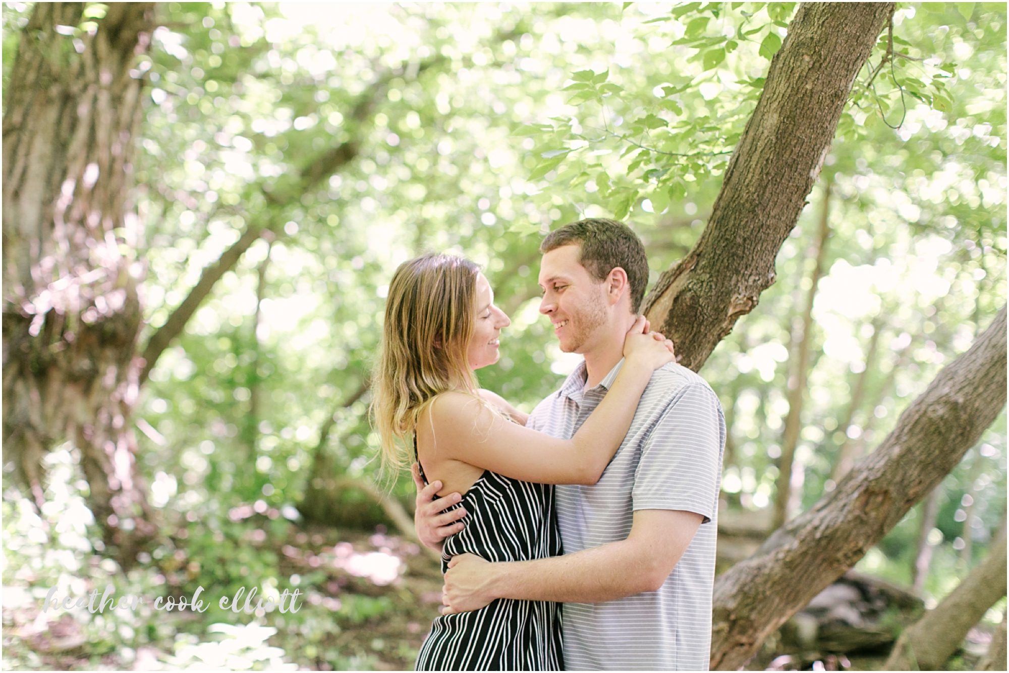 Milwaukee riverside engagement session