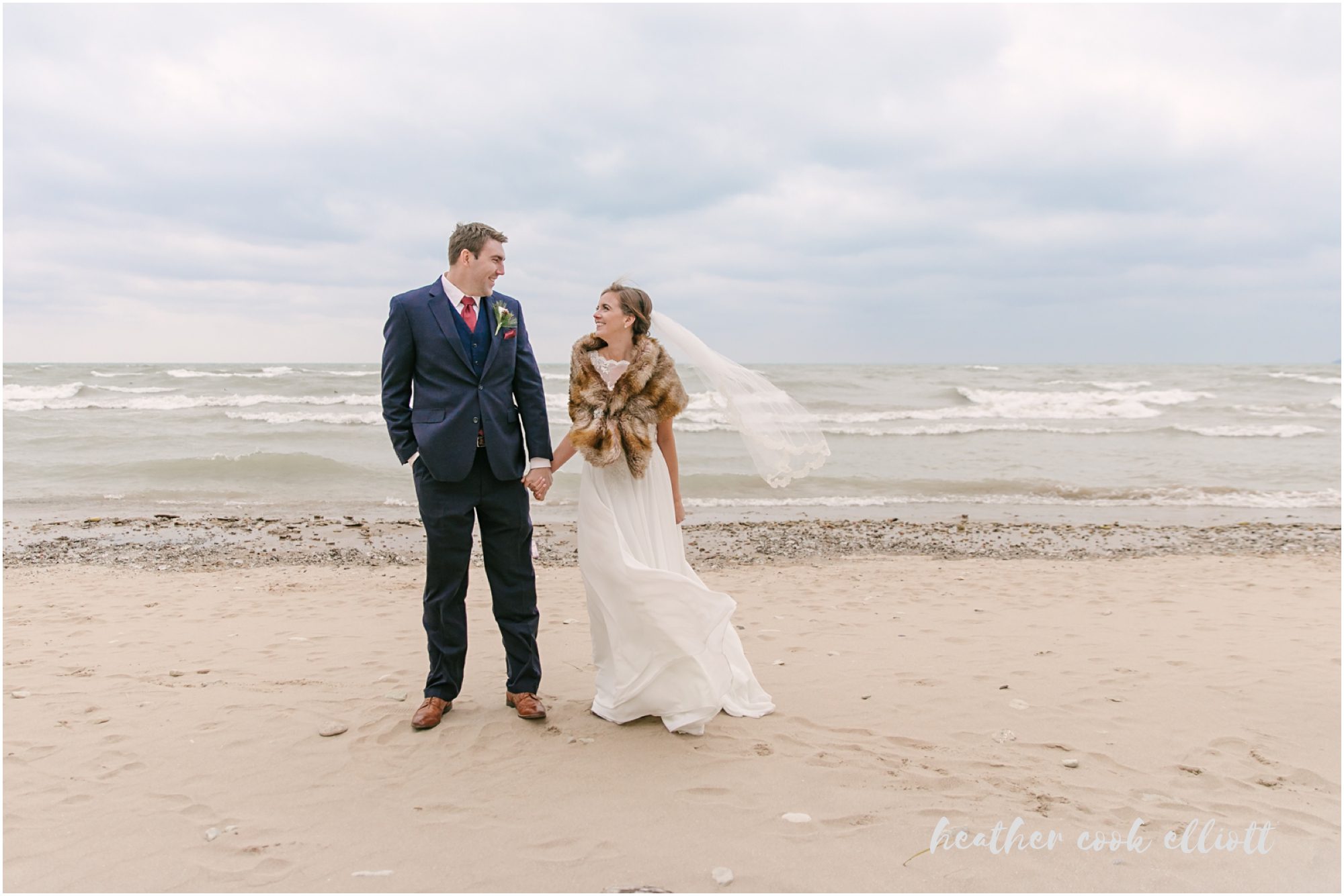 milwaukee winter wedding at the beach