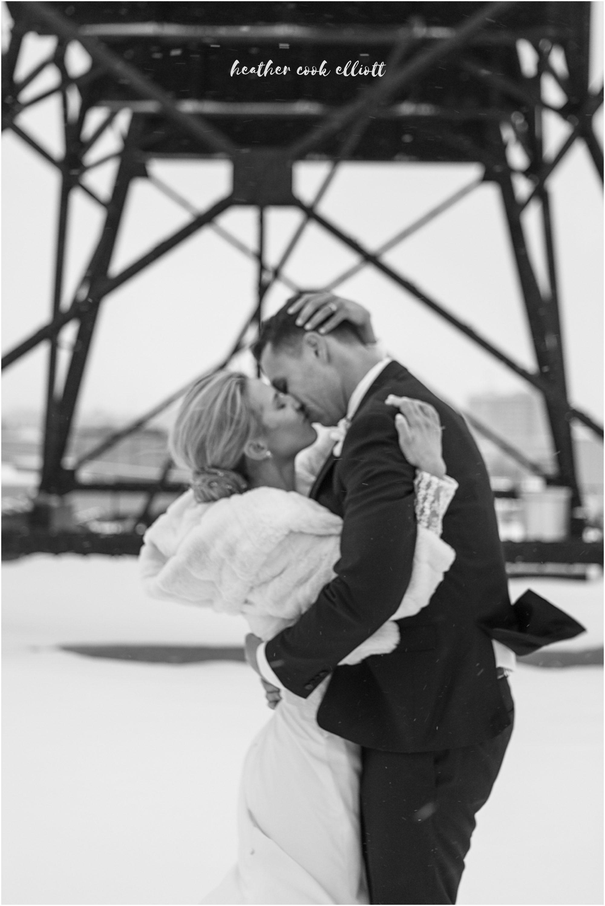 pritzlaff winter wedding rooftop