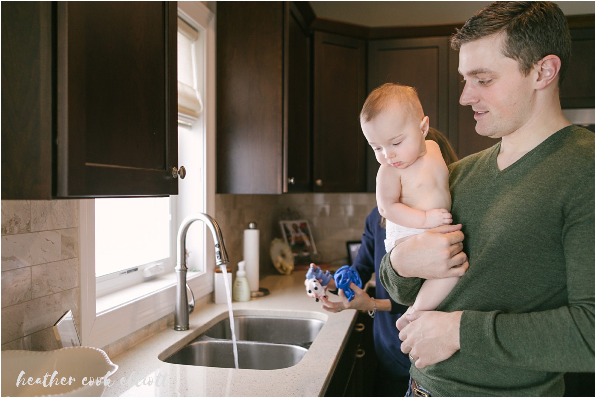 madison wisconsin natural light family photography at home
