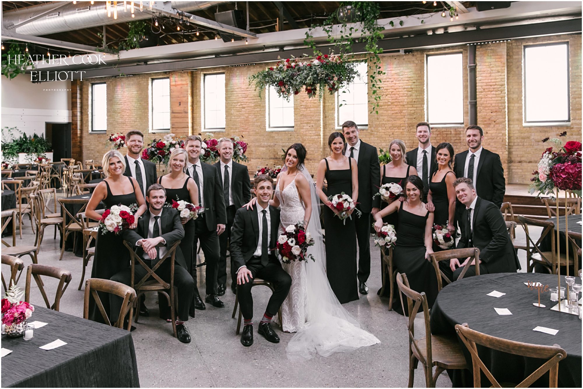 black and red blush wedding at the Ivy Housev