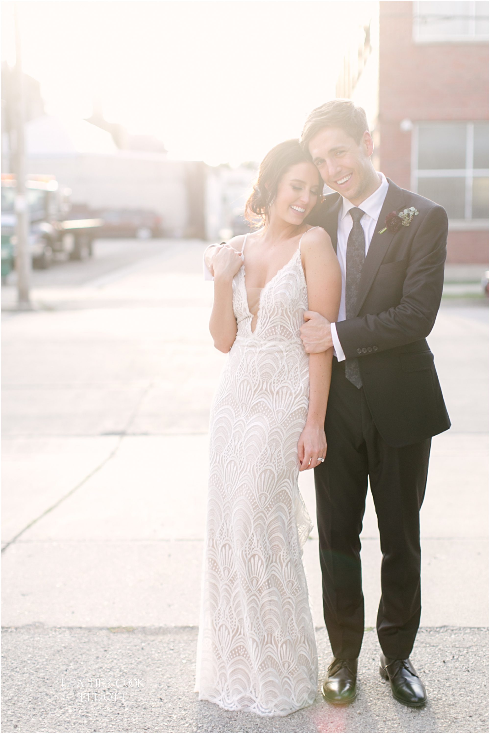 romantic sunset wedding photography at the ivy house