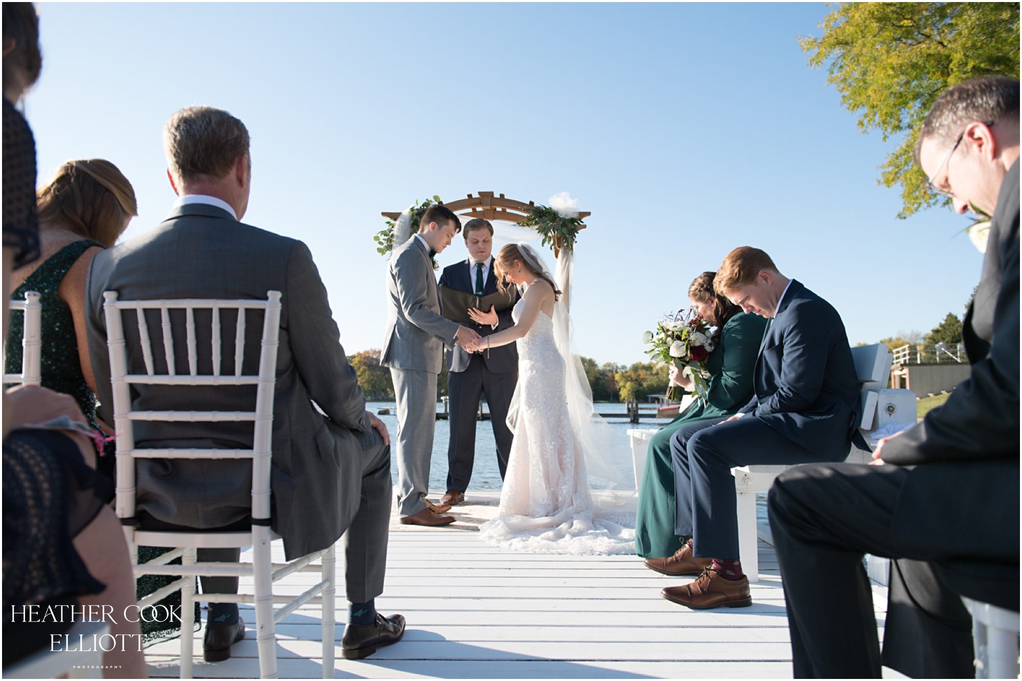 oconomowoc dock wedding ceremony