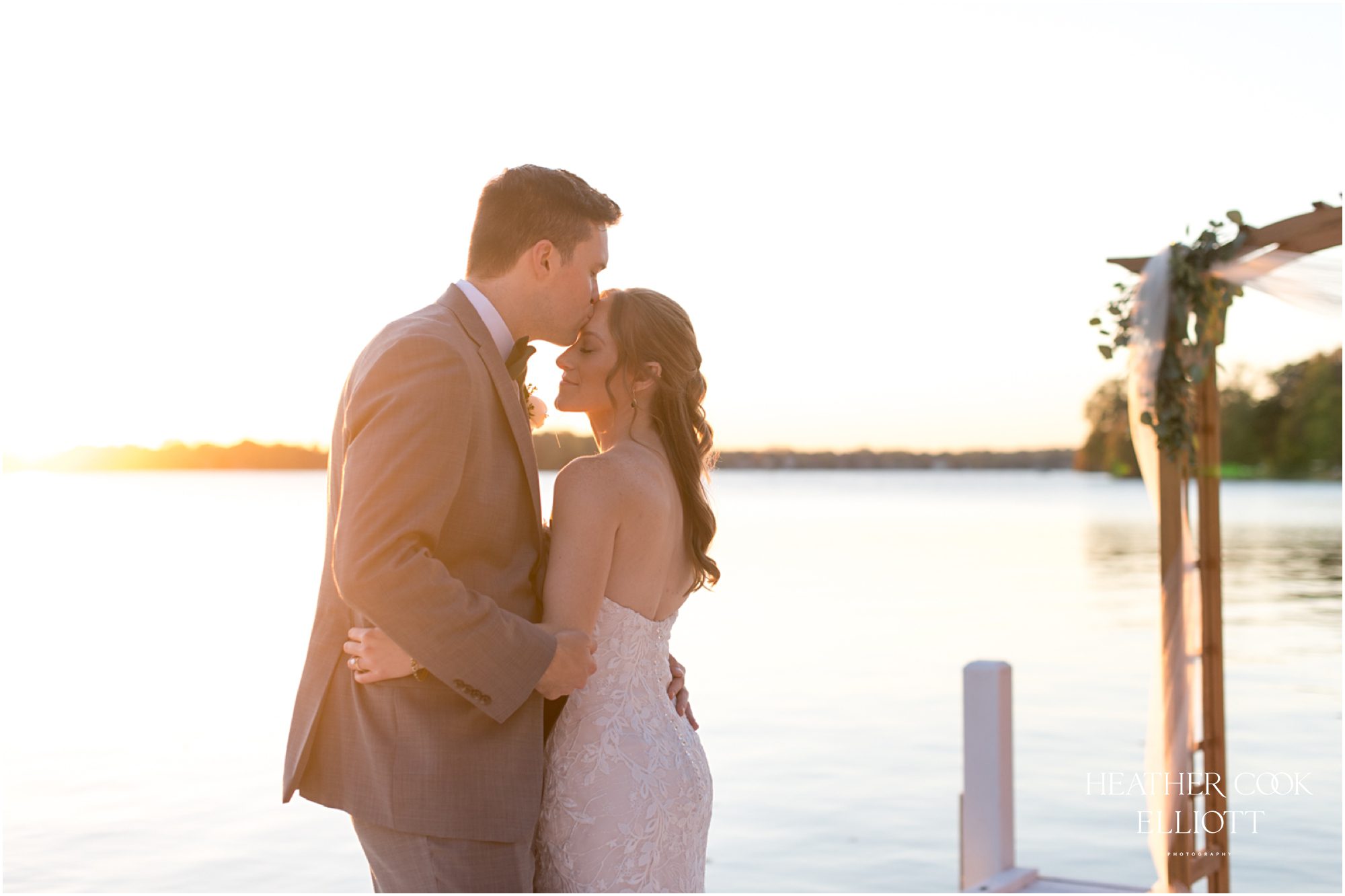 oconomowoc lake wedding in fall at sunset