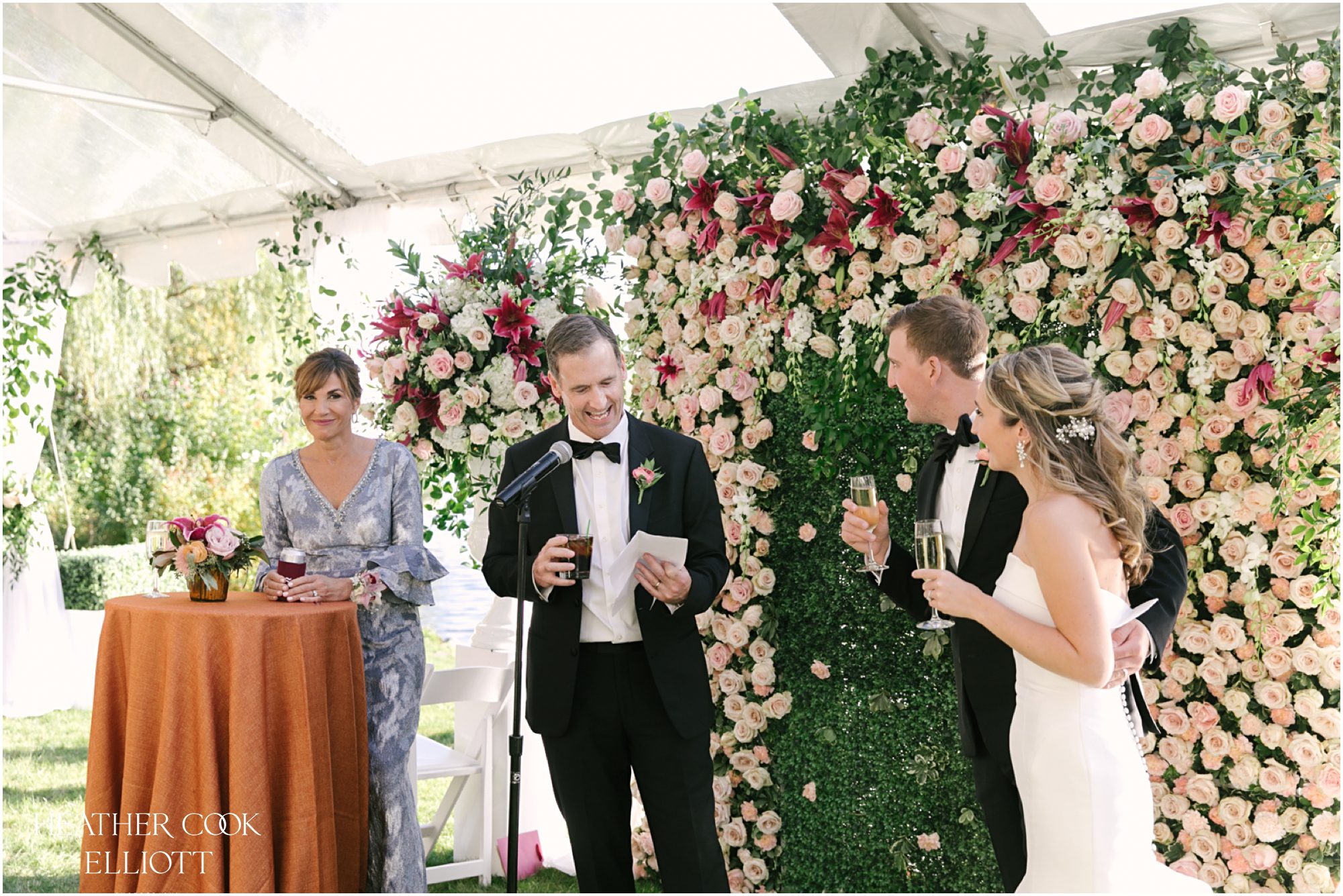 oconomowoc lake wedding with outdoor flower wall 