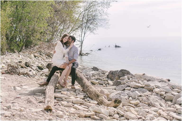 milwaukee romantic lakefront engagement