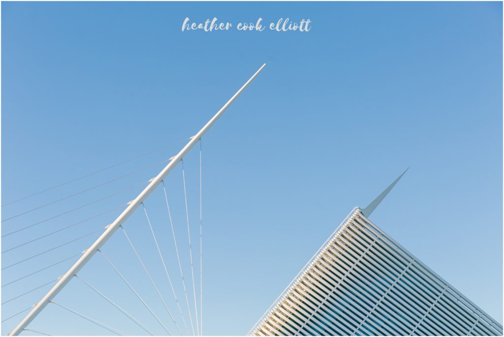 modern milwaukee art museum wedding in fall