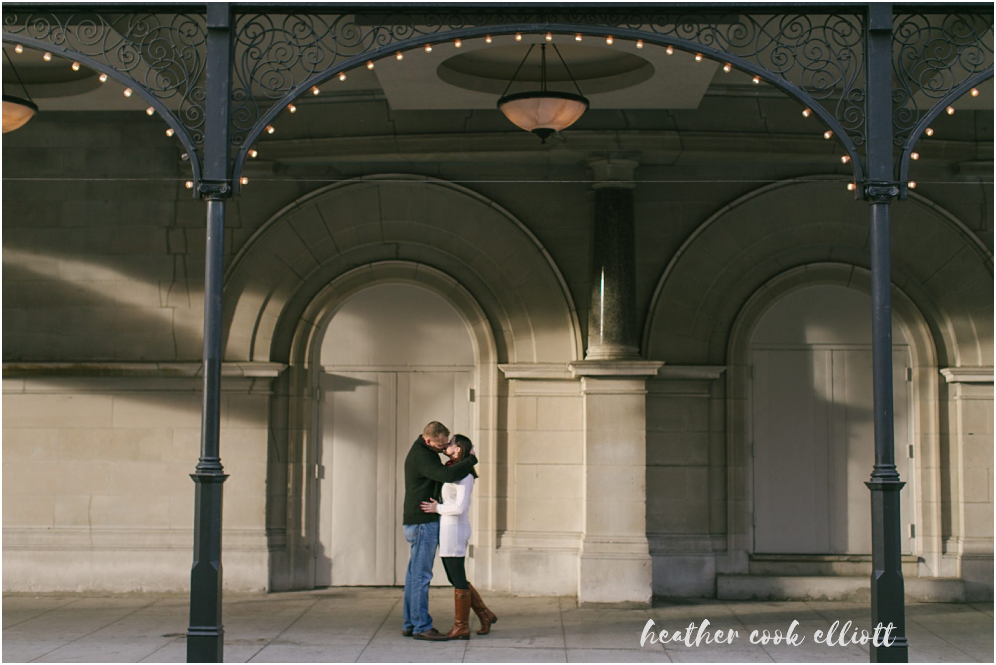 milwaukee kimpton journeyman rooftop engagement at christmas