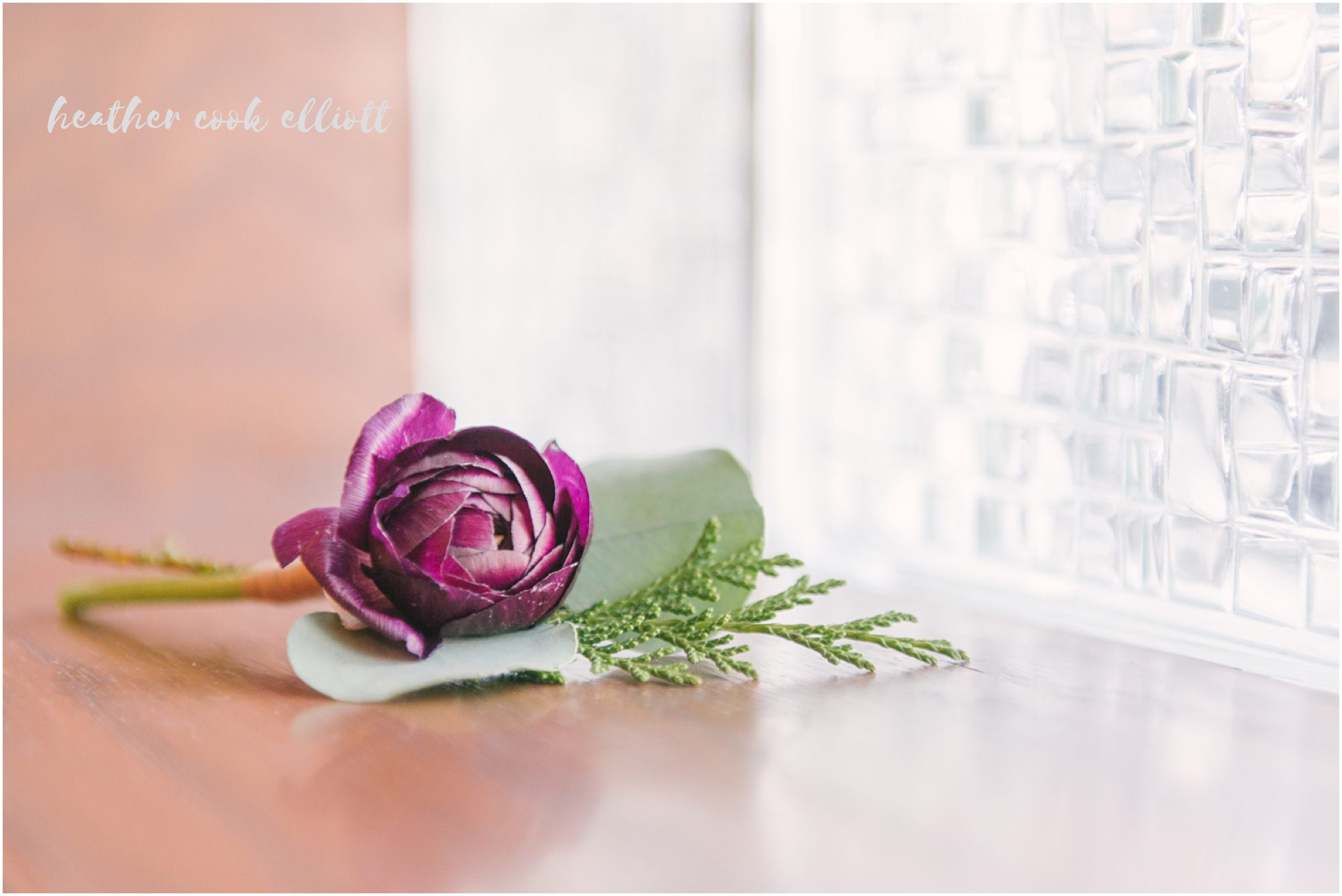 Grain Exchange winter wedding with milwaukee flower co