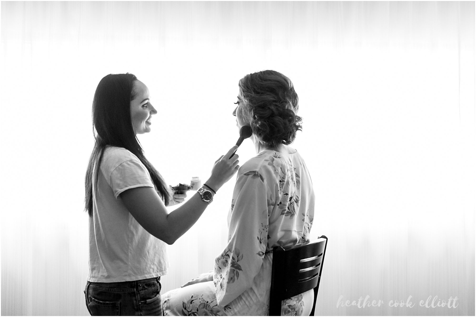 milwaukee wedding photography of getting ready