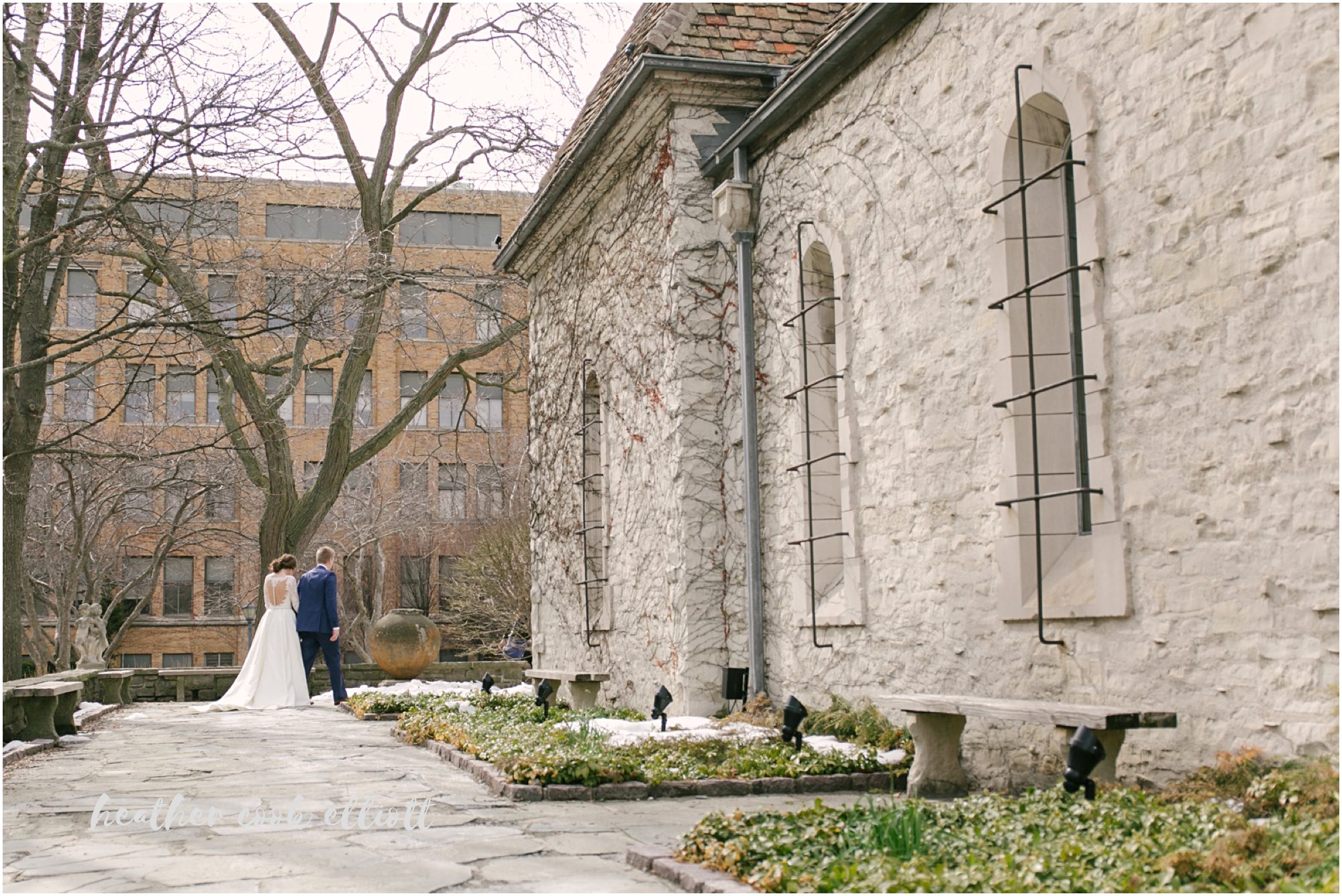 milwaukee wedding gesu marquette lace wedding dress