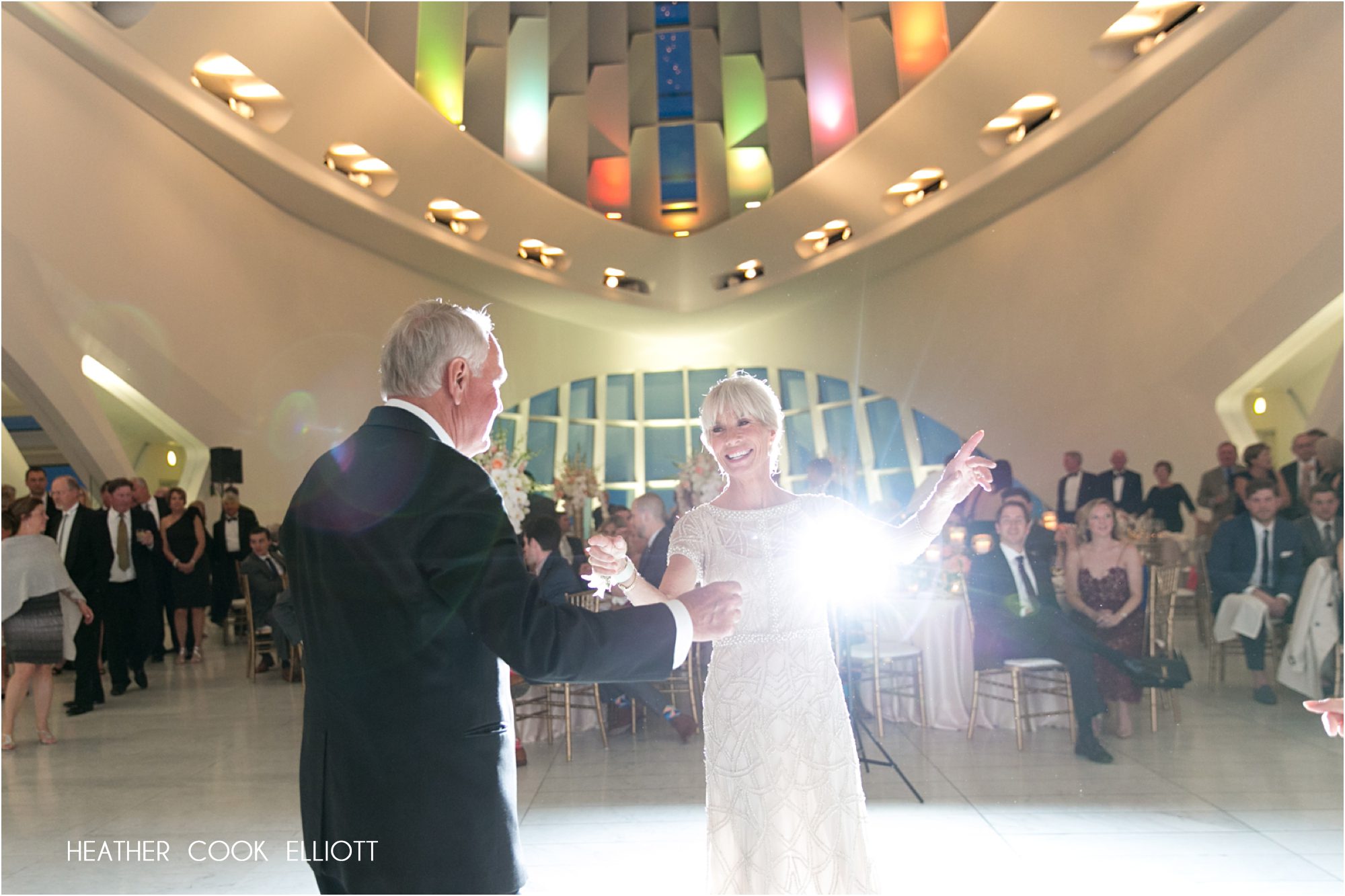 Milwaukee Art Museum Wedding reception dancing
