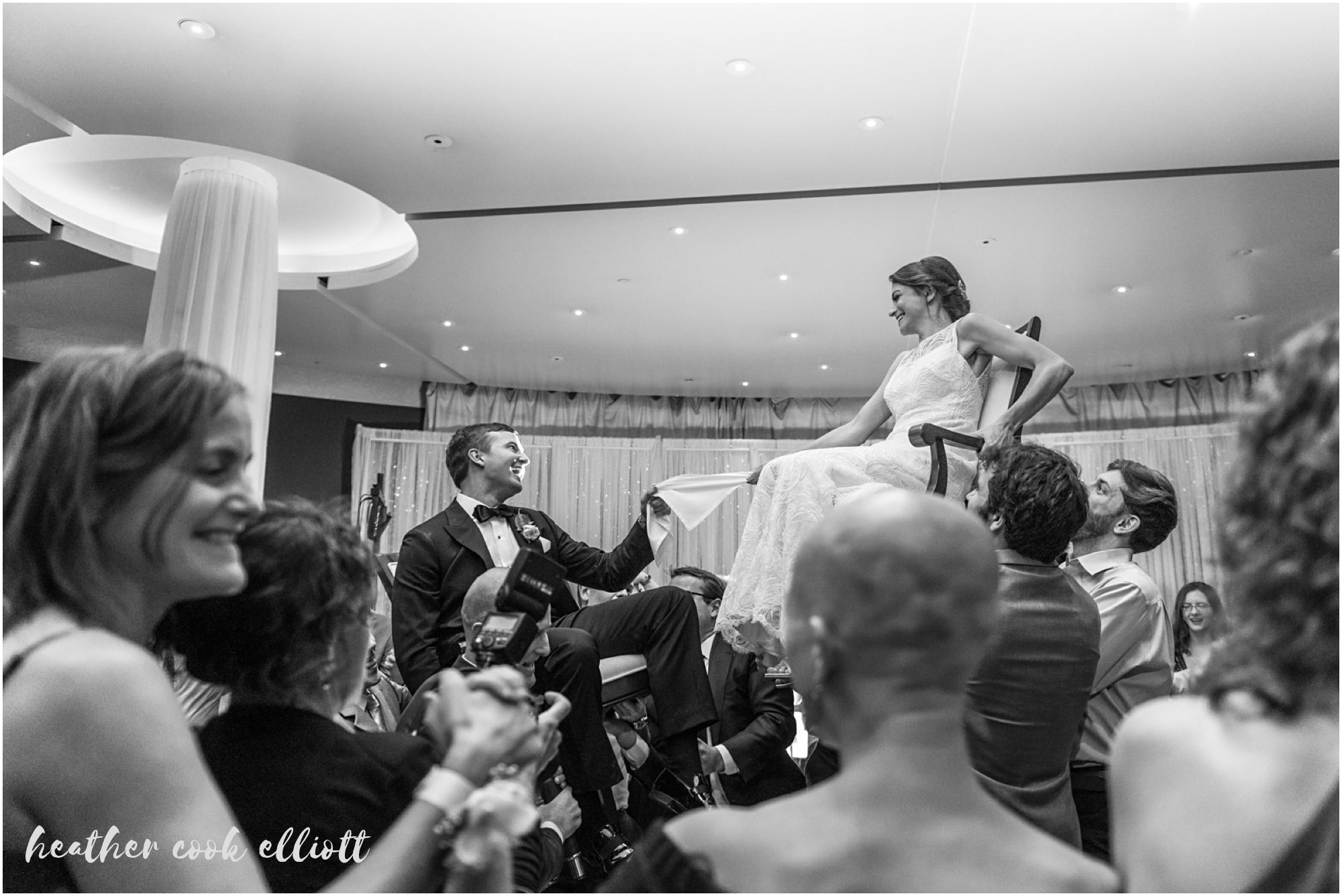 pilot house discovery world wedding hora