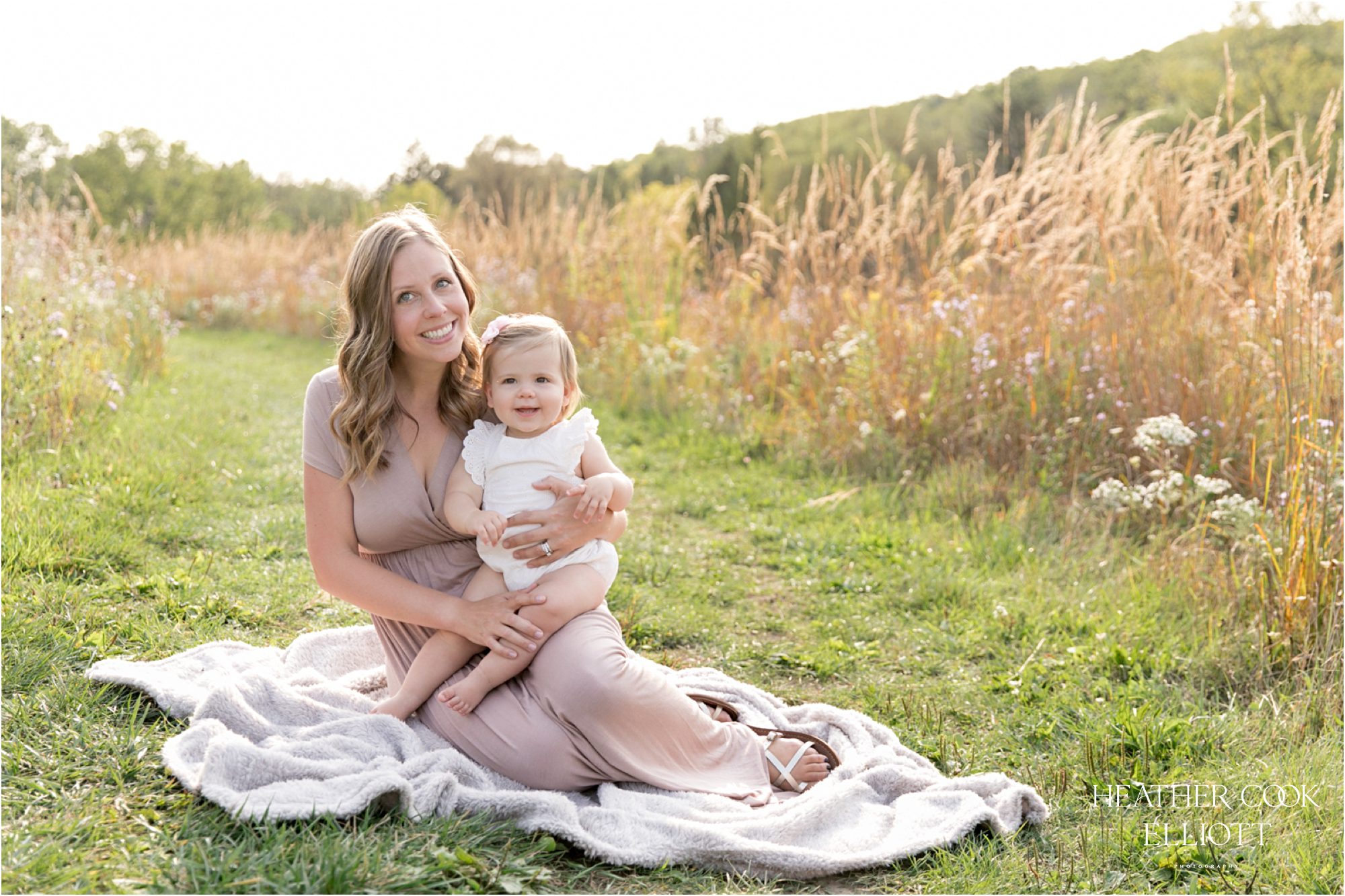 Retzer mom and baby portrait photography