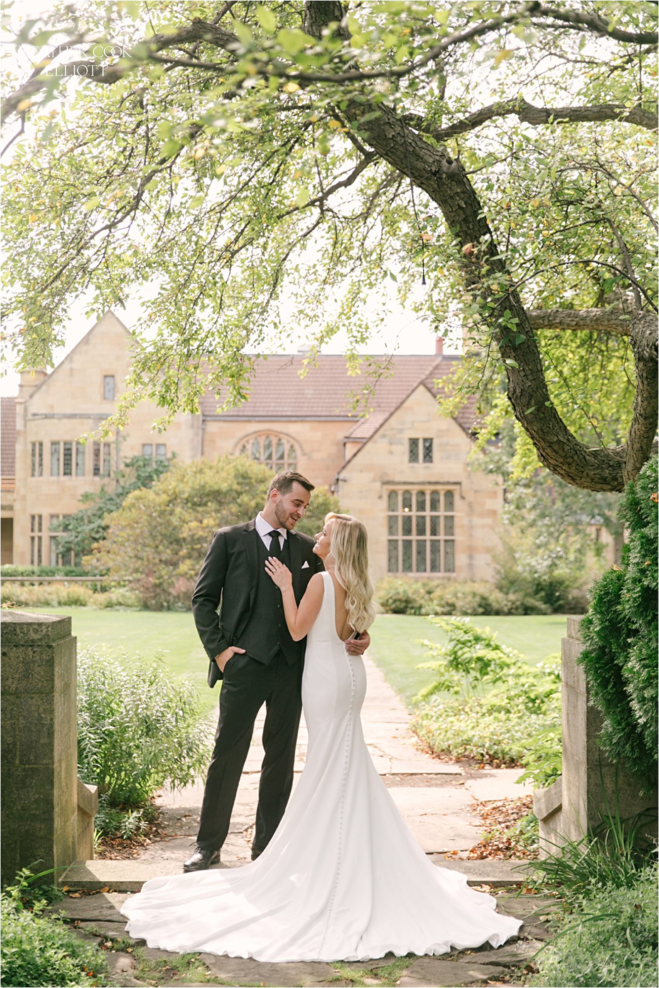 paine art center and gardens wedding