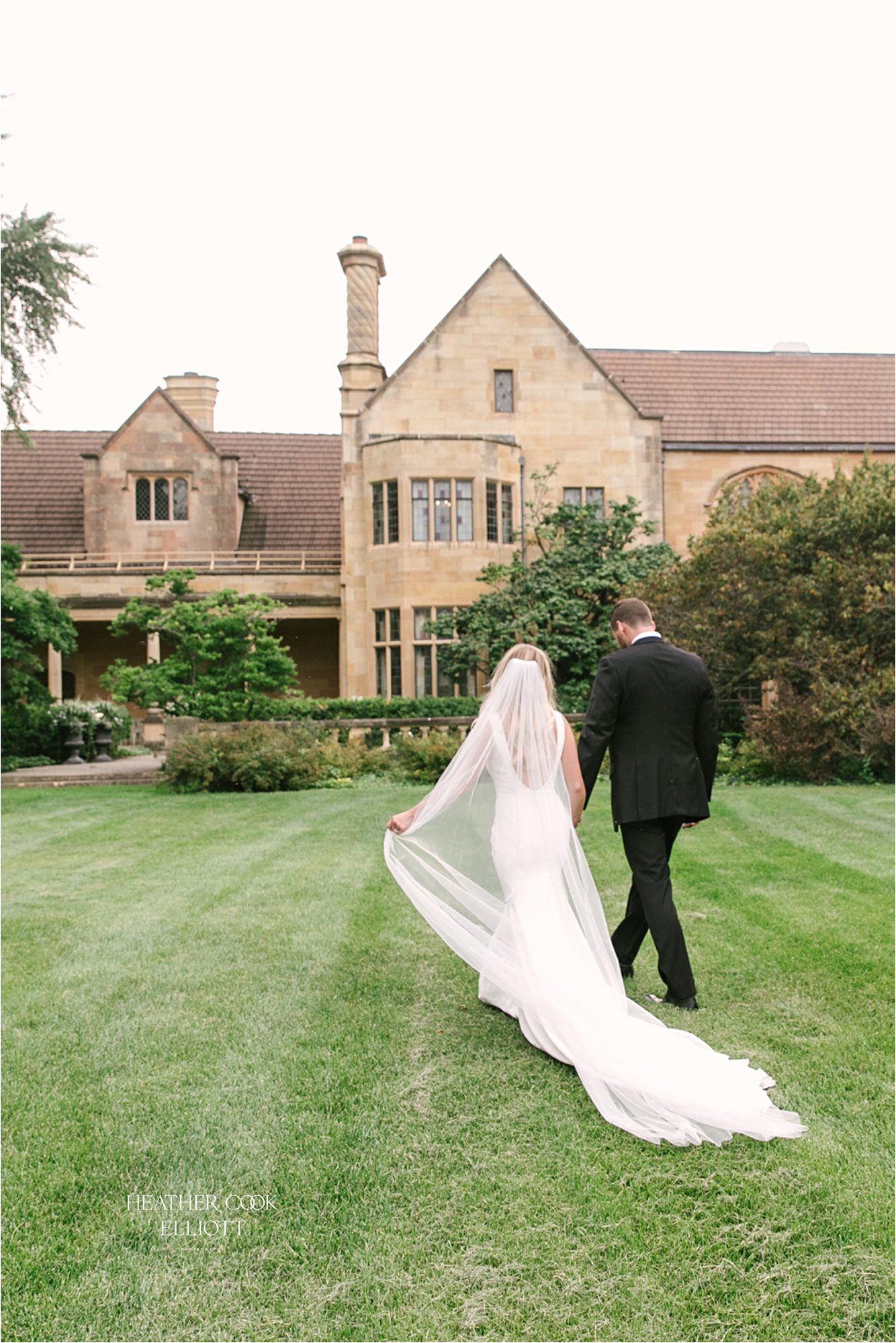 paine art center and gardens wedding