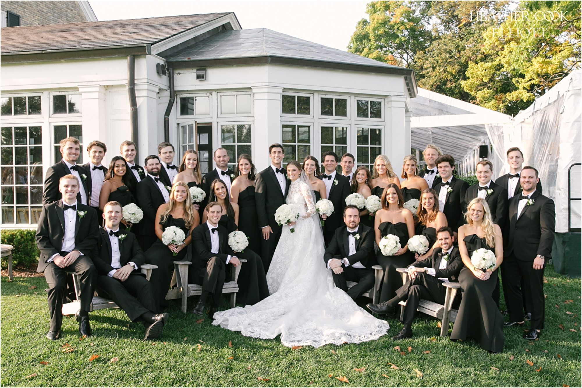 river hills wisconsin milwaukee country club luxury wedding large wedding party